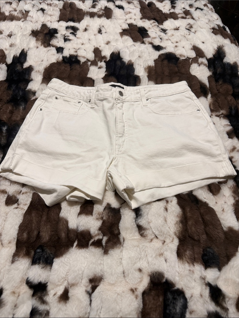 Cuffed White Women's Denim Jean Shorts